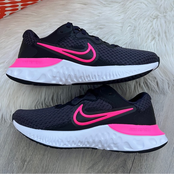 NWT Nike Renew Run 2 Women’s Shoes - Picture 5 of 9